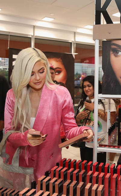 Celebrity Beauty: Stars with makeup collections - Kylie Jenner